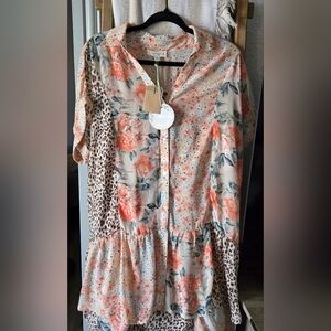 Umgee Cream Floral & Leopard Mix Button-Up Tunic